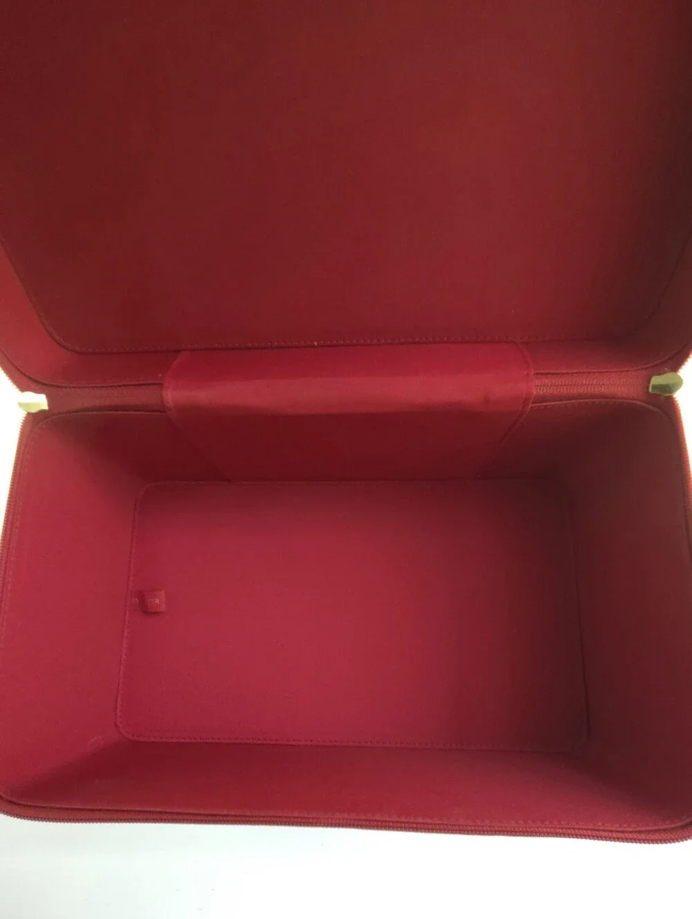 Estee Lauder Red Lizard Embossed Train Case Makeup Vanity Travel Bag Gold Tone